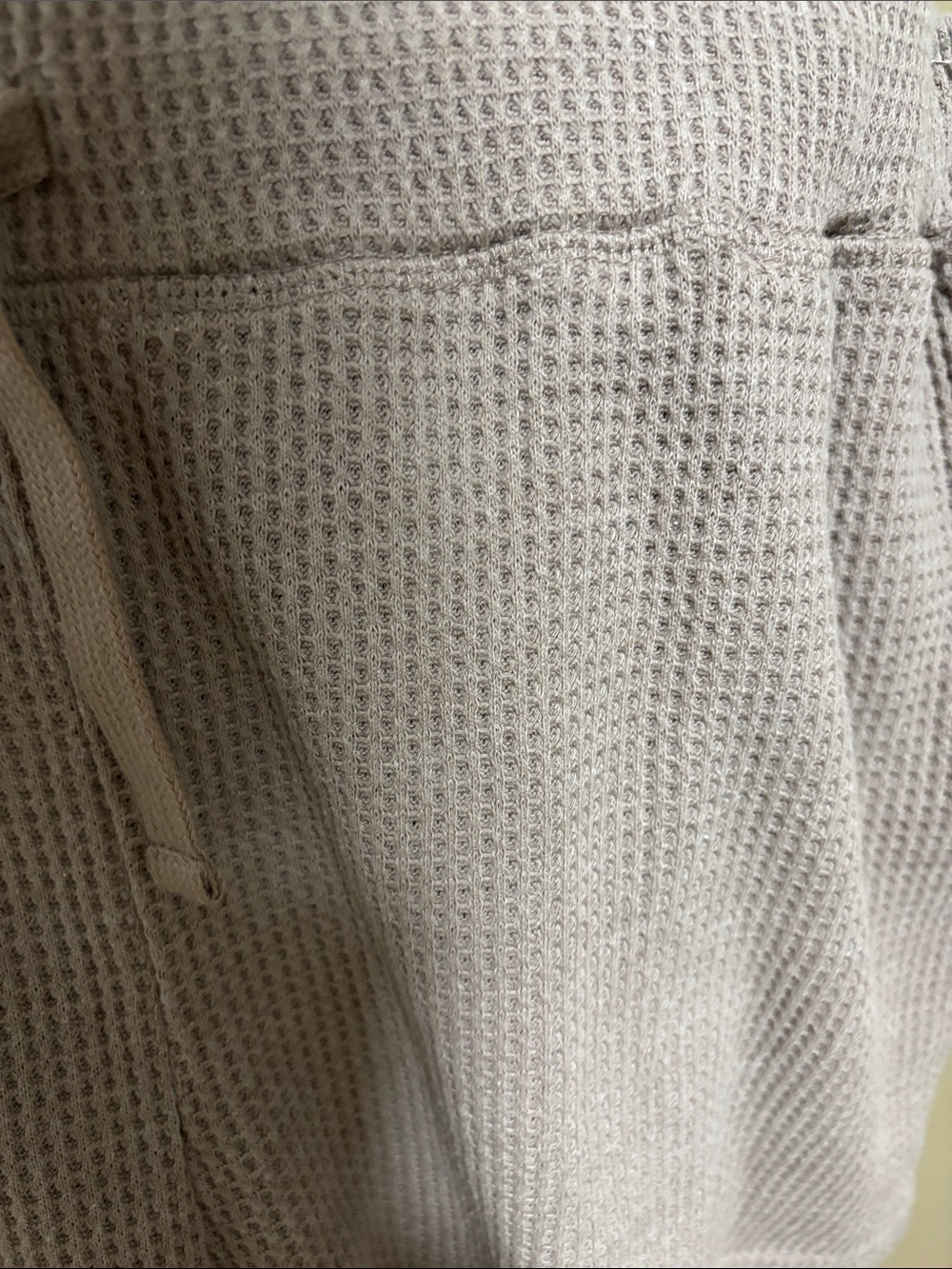 Olive & Oak Ribbed Drawstring Shorts Taupe - Picture 4 of 4